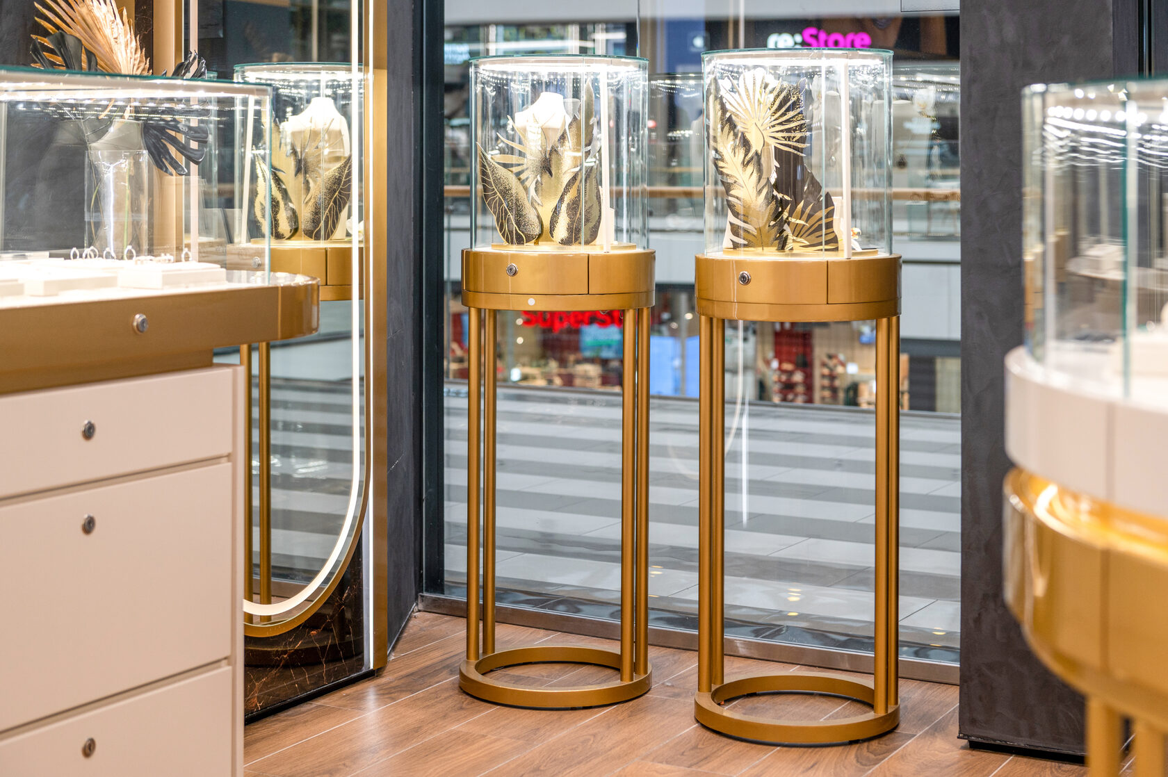 Бутик SOKOLOV Premium в ТЦ «Columbus», Москва