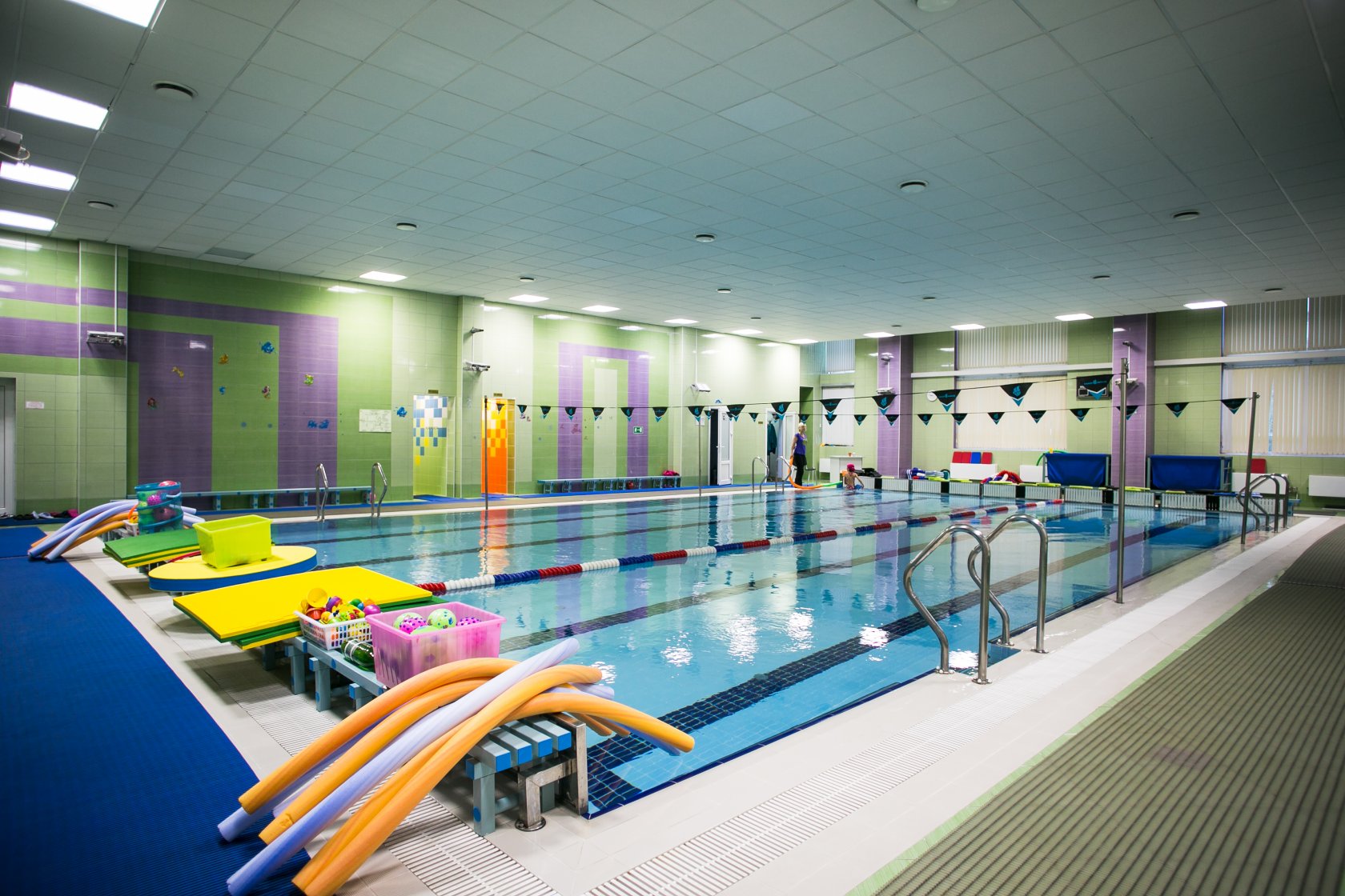 Аквакидс репино. Аквакидс бассейн екатеринбург шаумяна. Центр для купания детский. Аквакидс кострома. Аквакидс.