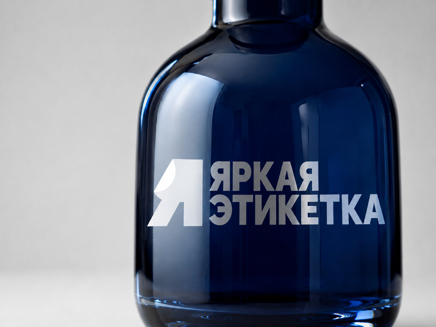 Прозрачные наклейки с логотипом — эффект печати на стекле