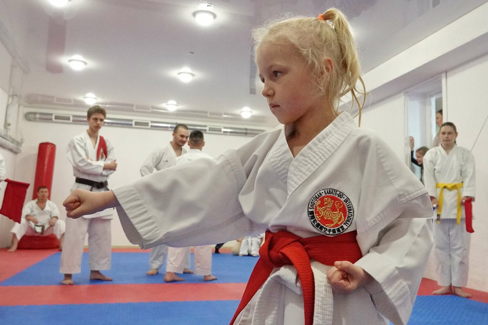 Тренировки для детей от 5 лет каратэ в Хабаровске