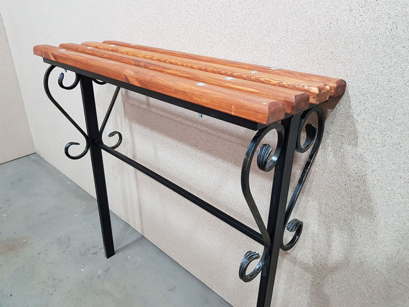 скамейка на кладбище