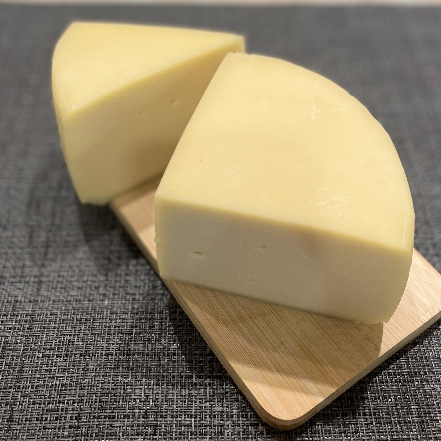 Школа куртинских сыроделия. Cheese school. Сыр бра. Испанский сыр. Школа куртинских сыроделия.
