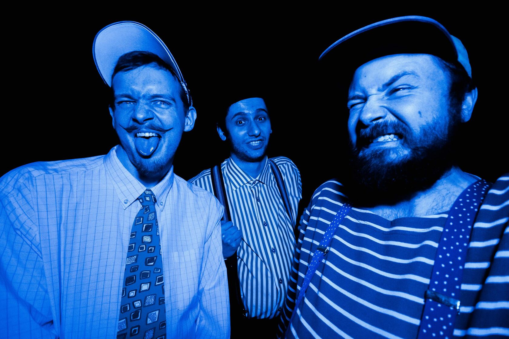 4 жирных уе…