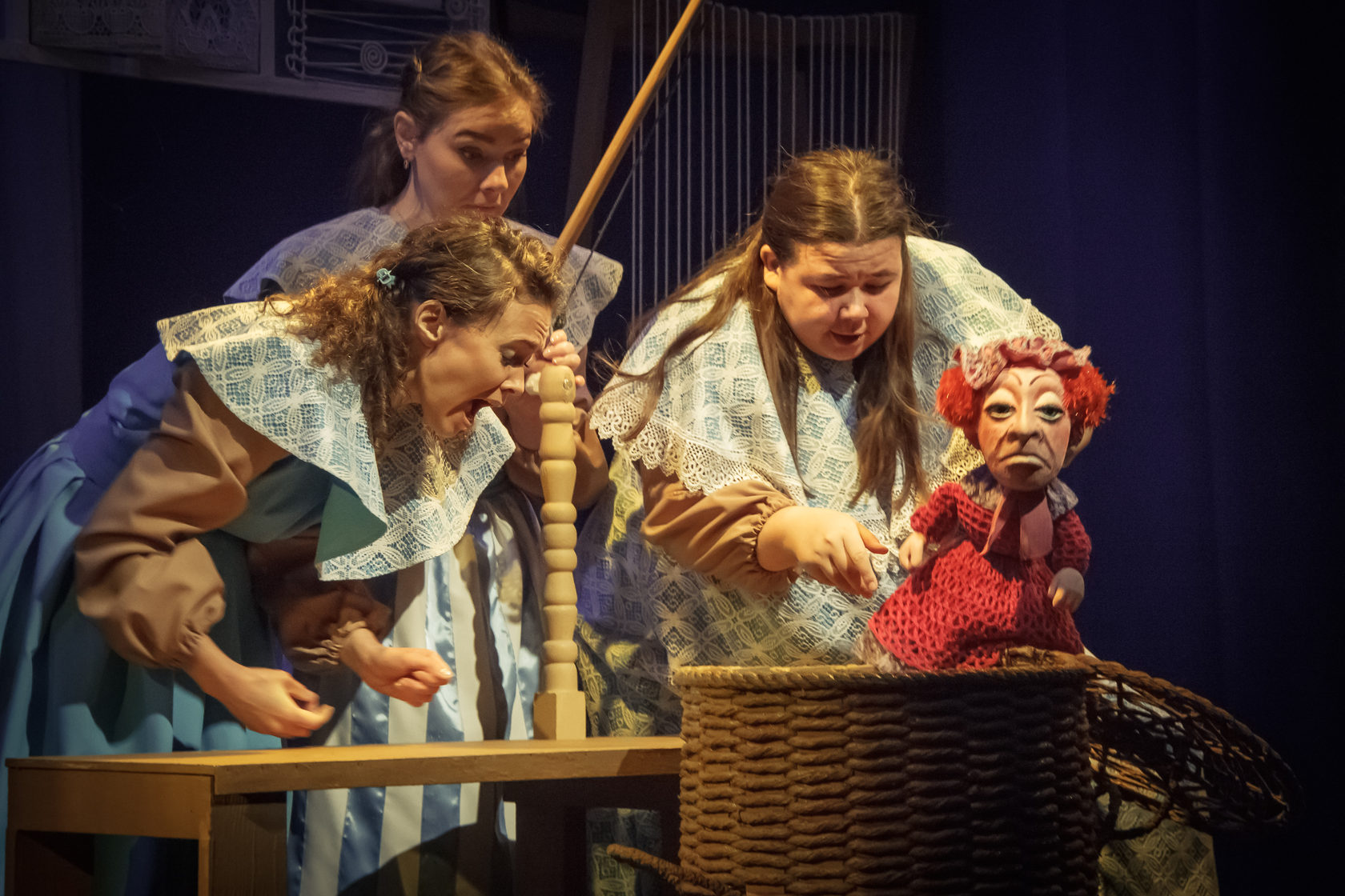 театр кукол озерск. кукольный театр озерск. театр петушокзолотойгрибишок. театр кукол озерск. озерский театр кукол золотой петушок.