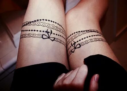 Тату браслетов на руке и ноге для девушек | Фото женских татуировок
