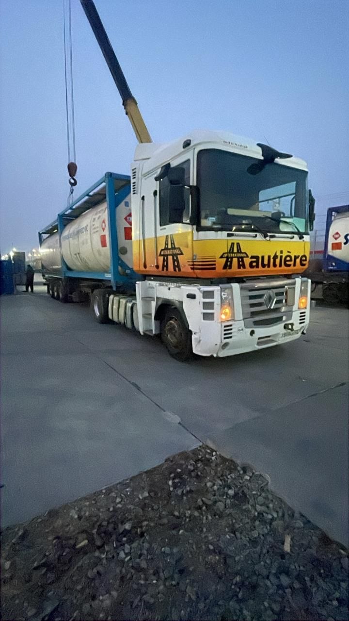 Доставка танк-контейнера автомобилем