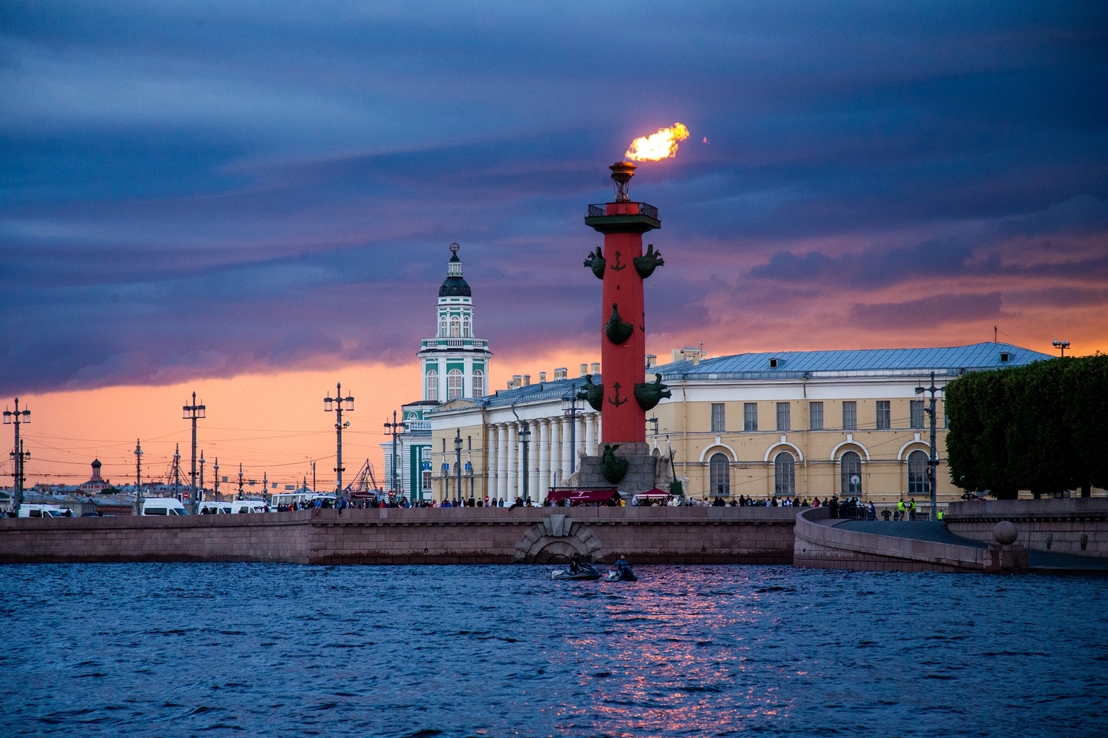 Василеостровский район