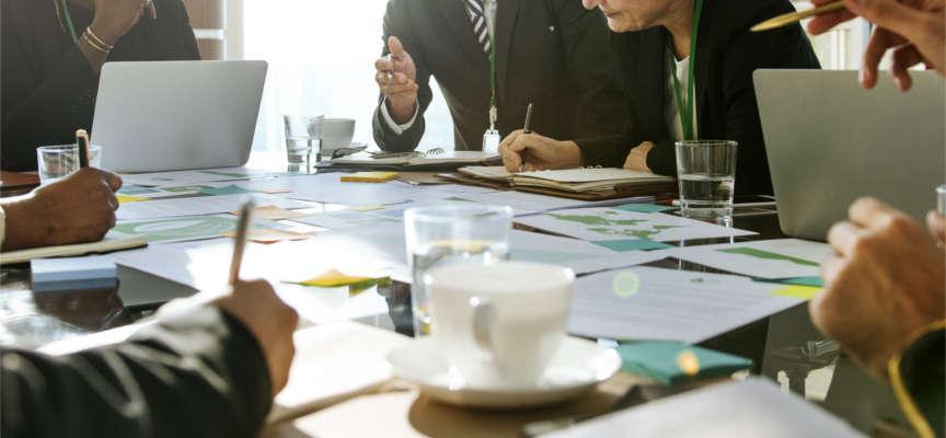 corporate legal counsel advising business owners on legal strategy and compliance