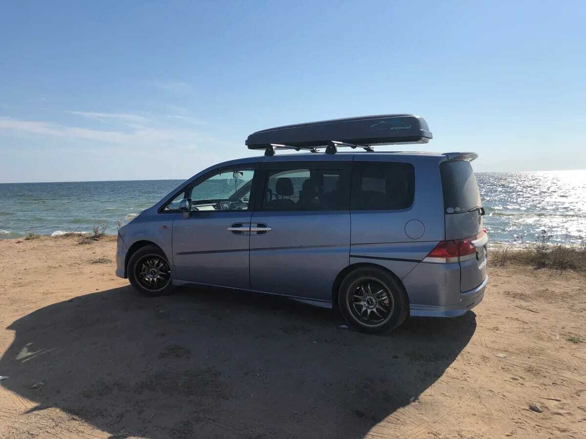 шумоизоляция honda stepwgn