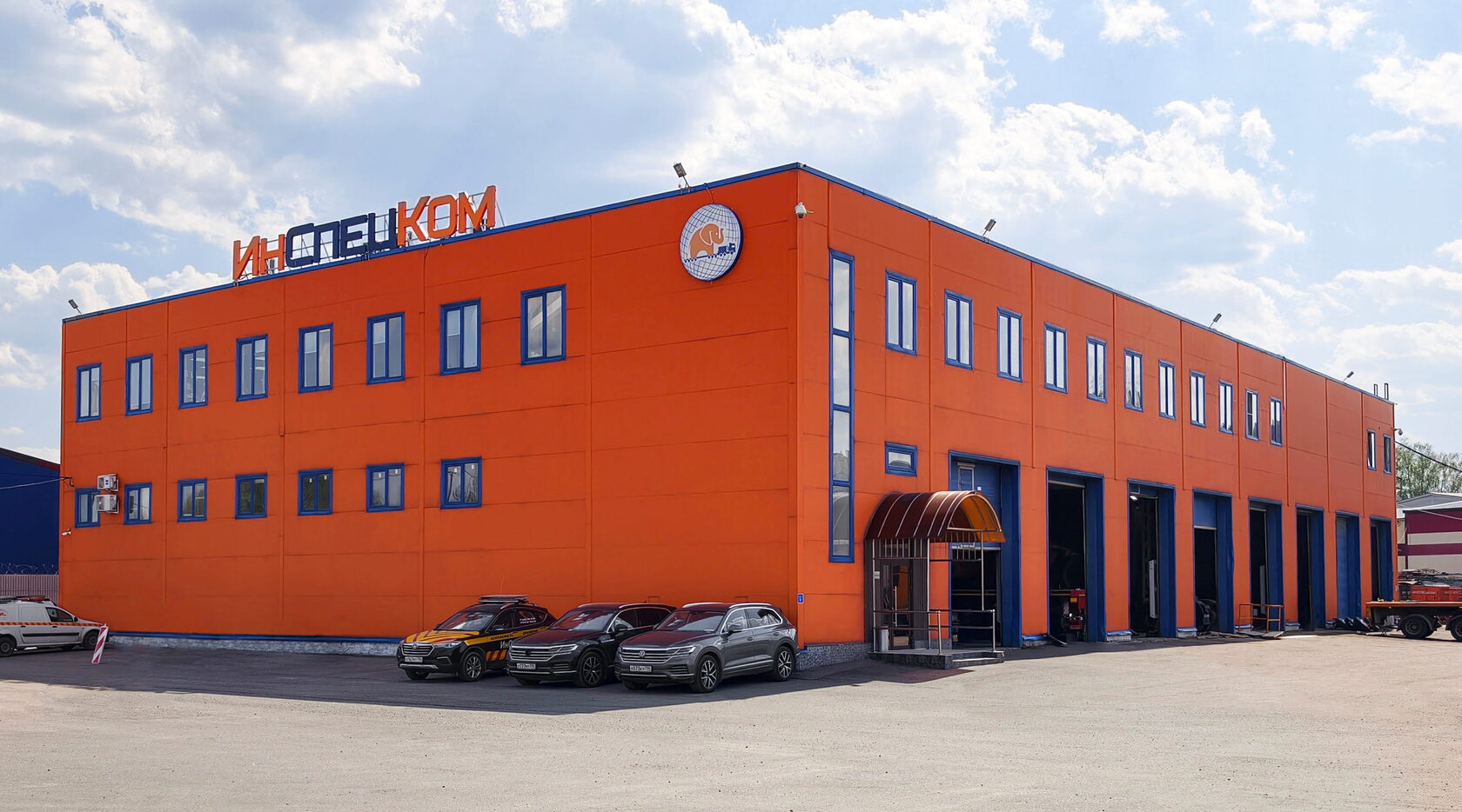 Здание транспортной компании ИнСпецКом