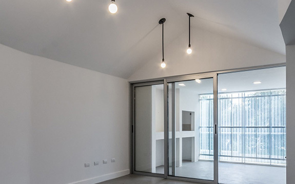 Частный дом в стиле минимализм с видом на озеро