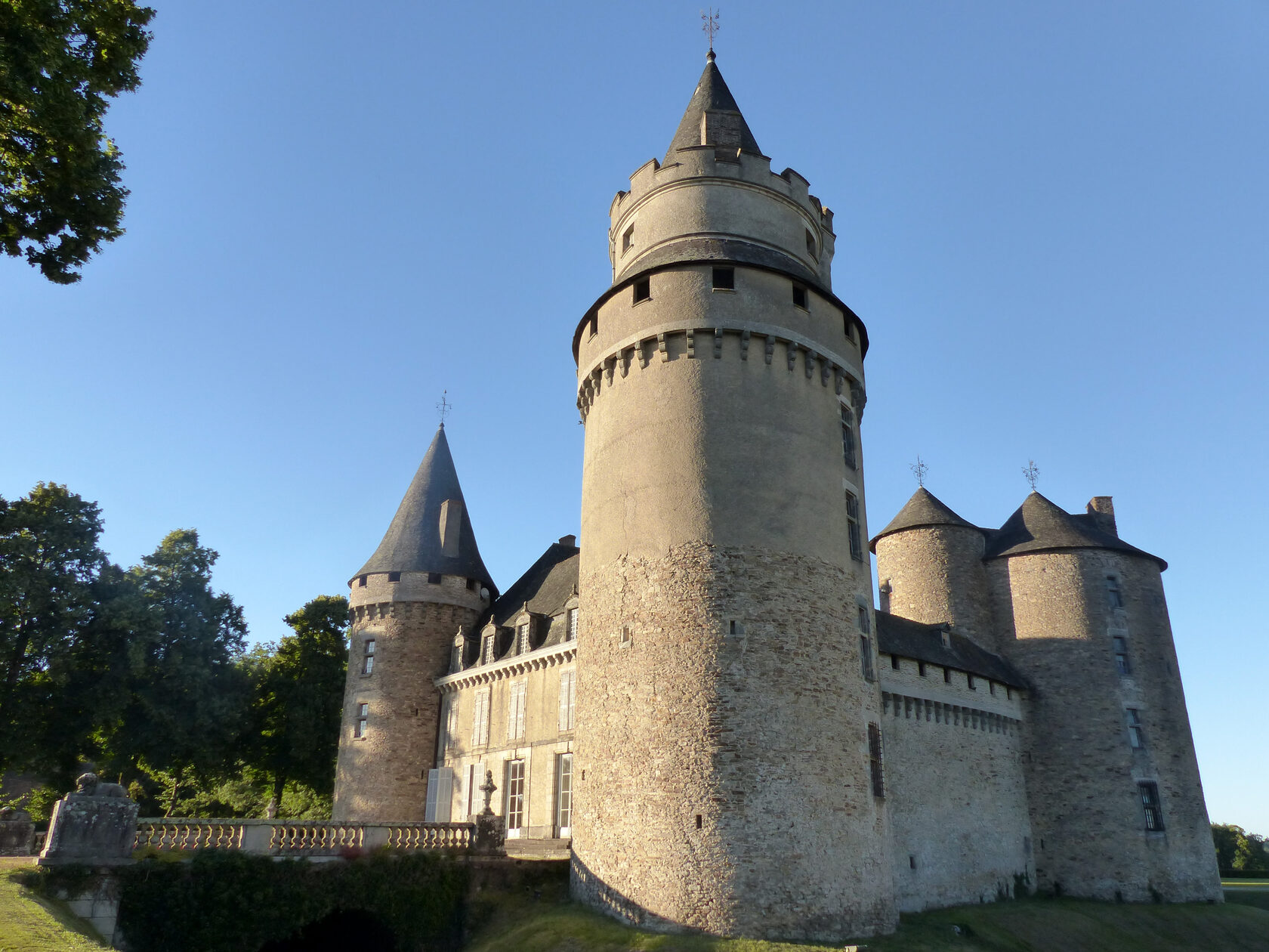 Замок шато гайяр во франции