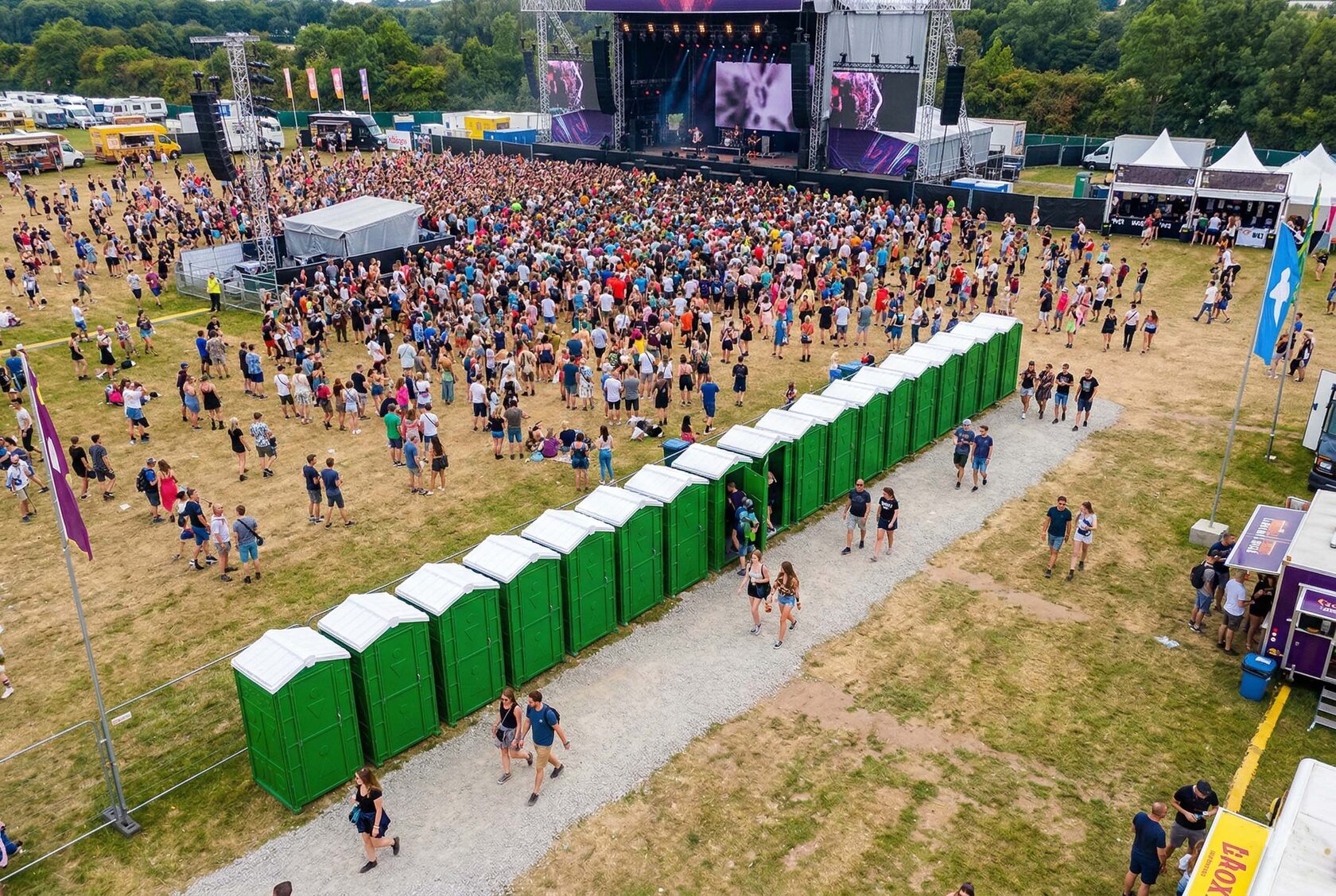 Аренда туалетных кабин на массовое мероприятие ЭКОМАРКА СПб