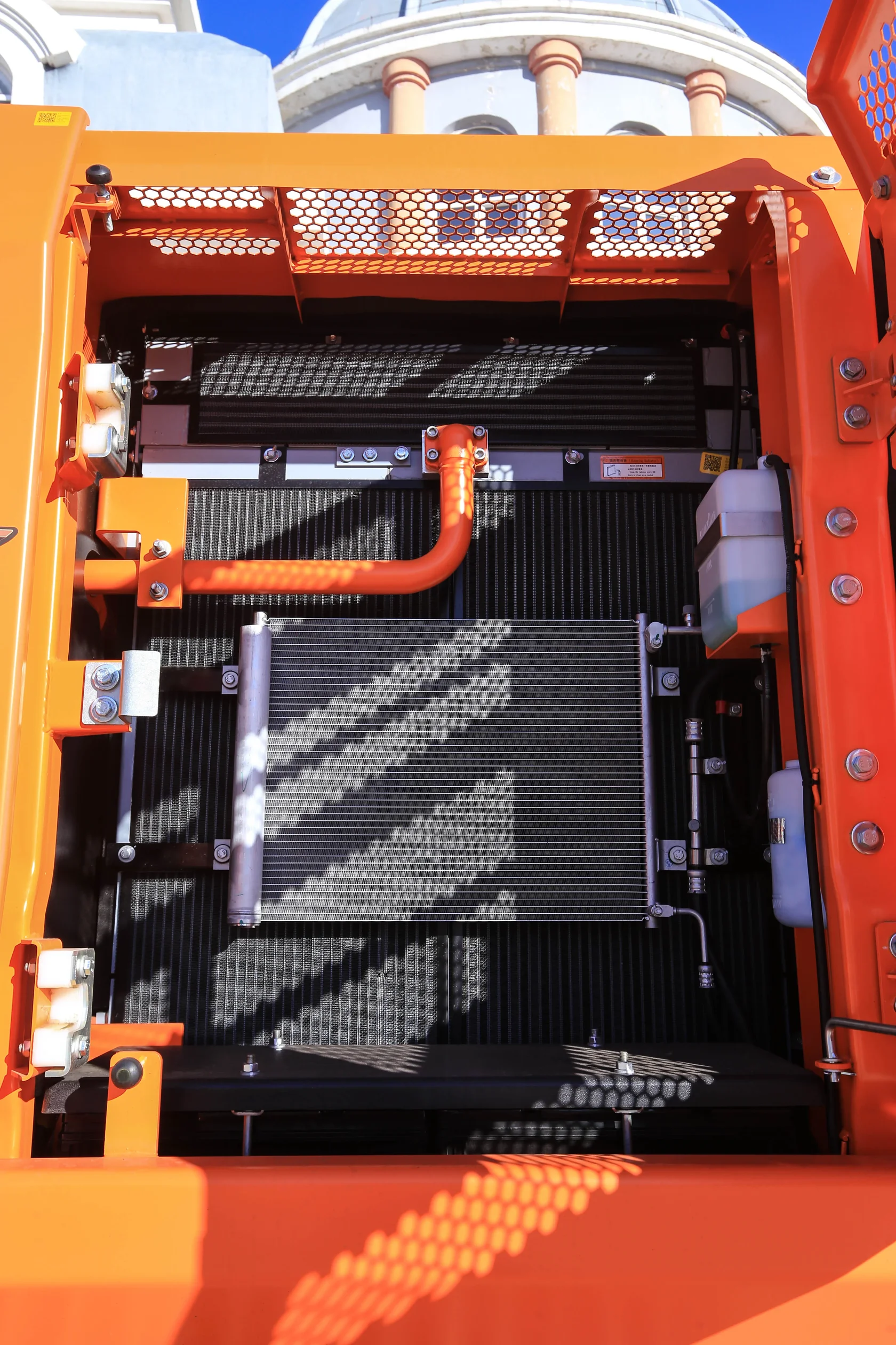 Гусеничный экскаватор LONKING CDM 6245F