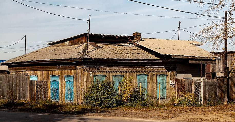 Рис. 3. Общий вид на здание по адресу: Ленина, 32 (лит. А). Фотограф В. Татарников. Период создания: рубеж 2010-х – 2020-х гг. Источник: Научно-исследовательская документация.