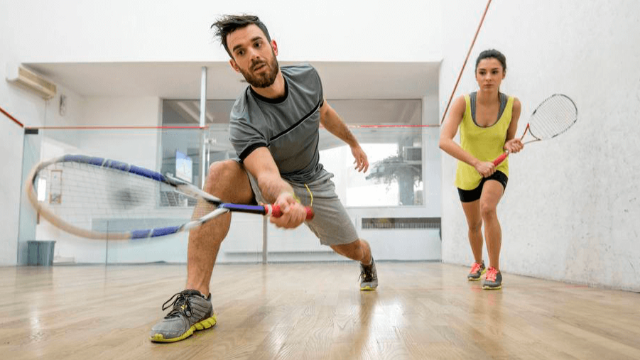 фото нанесения макияжа на лицо девушки 