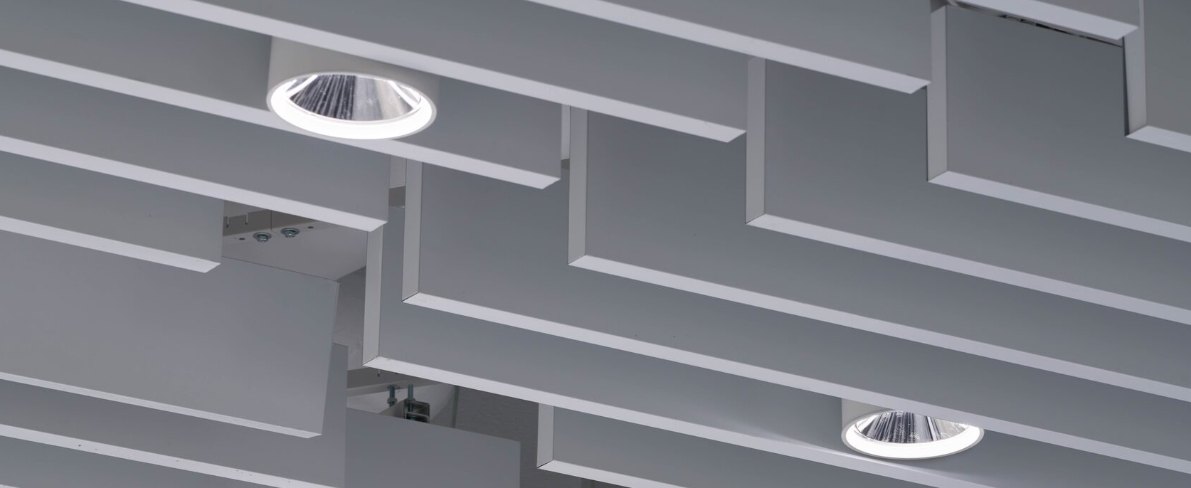 “OPTIMUS” metal transformer ceilings