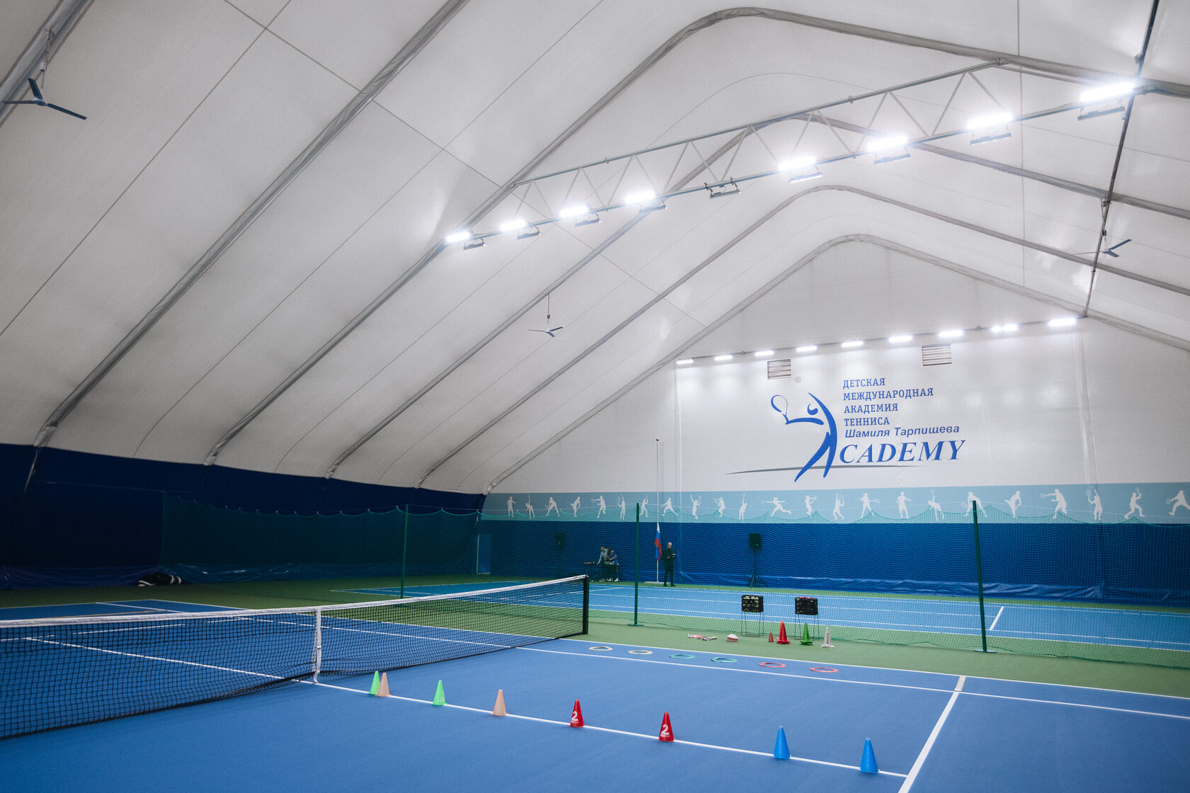 Центр развития теннисного спорта. Лобачевского теннисные корты. Академия большого тенниса Тарпищева. Теннисные корты Сергиев Посад. Теннисный корт Красногорск Зоркий.