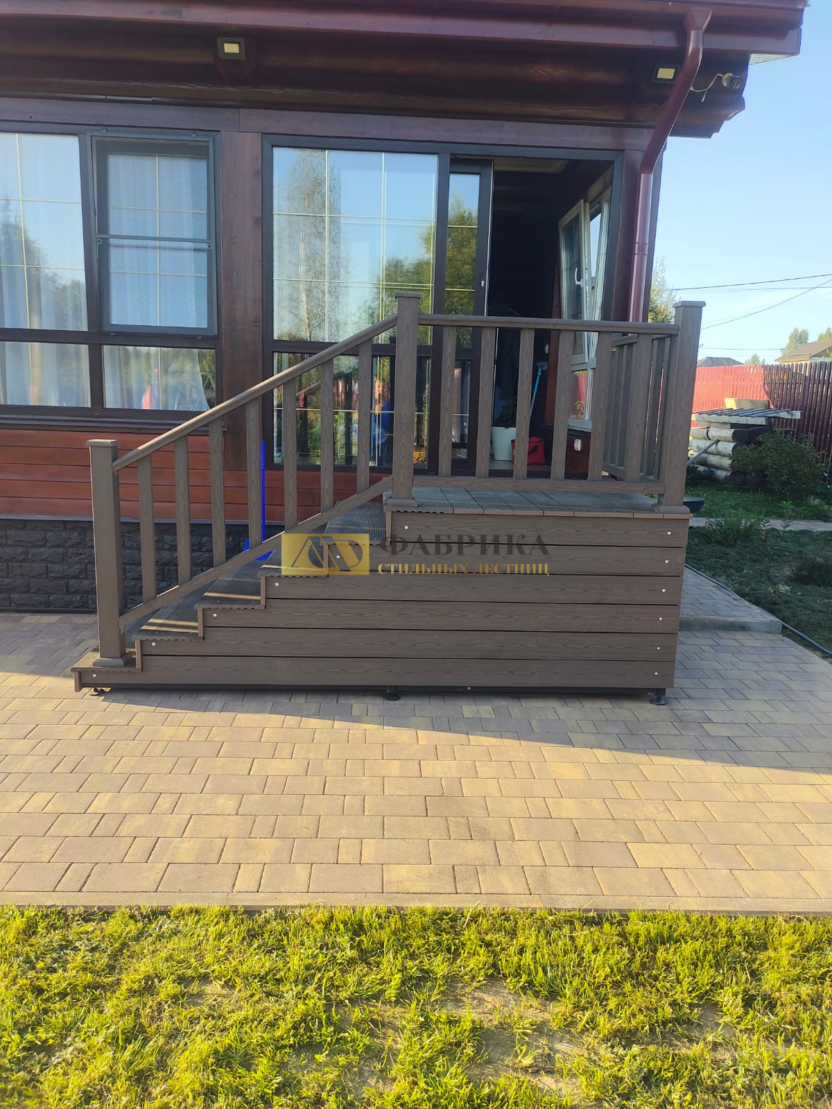 Обшивка бетонной лестницы дубом