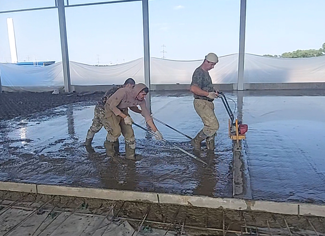 Устройство бетонных полов и отмосток