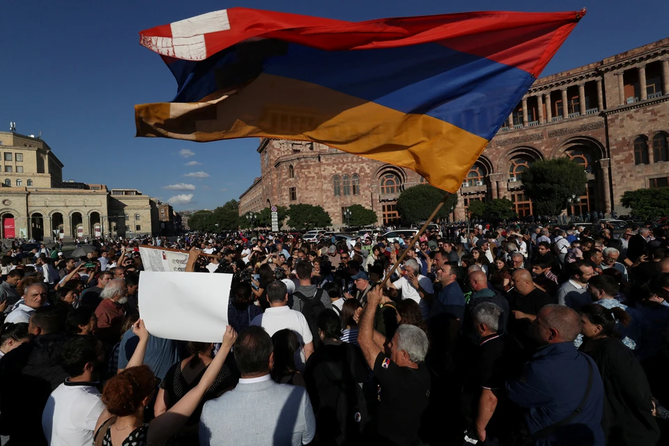 Armenia Unable To Defend Karabakh, And Nobody To Defend Armenia