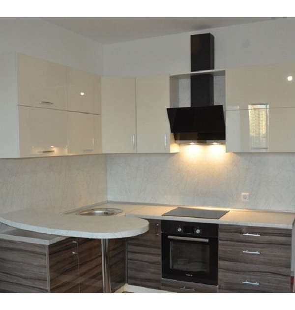 Пластковая кухня по своим размерам