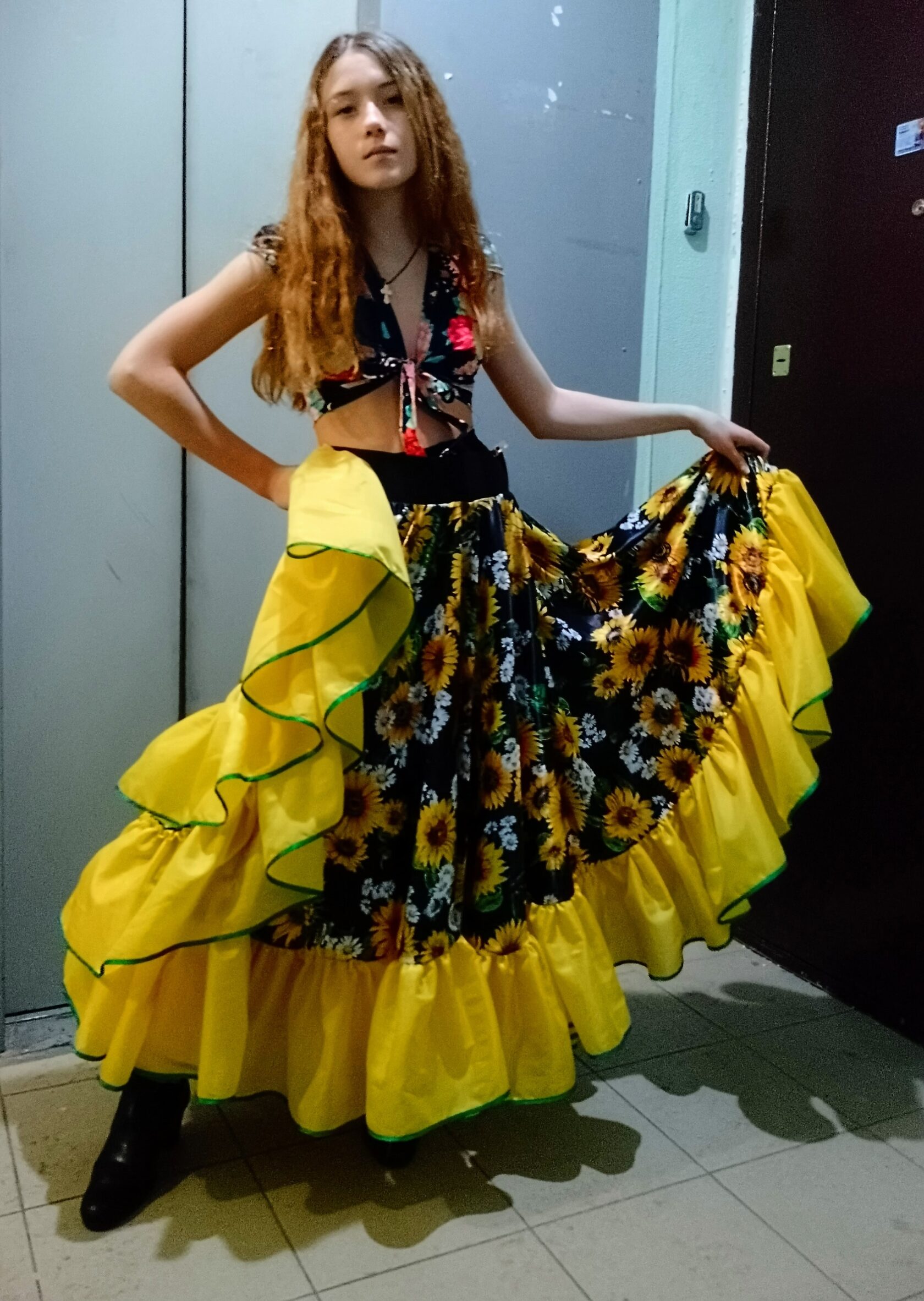 цыганский костюм для танцев красивый