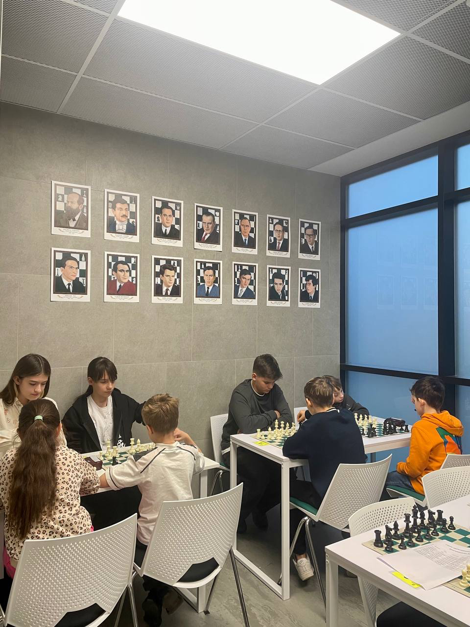 Дети играют в шахматы — ФОК Торпедо, Moscow Chess School