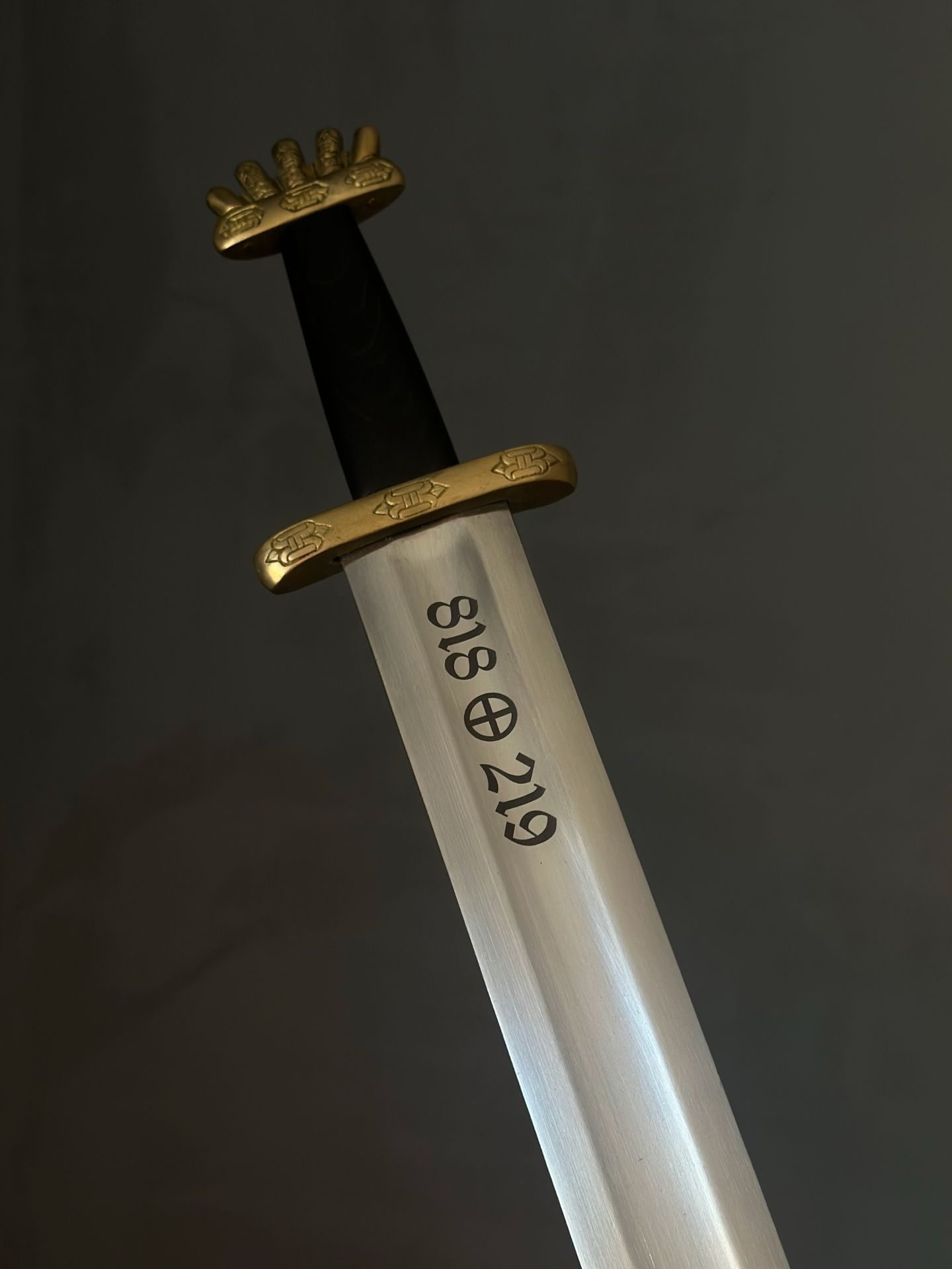 StekloWood — точная лазерная гравировка на металлических предметах, индивидуальные заказы Киров