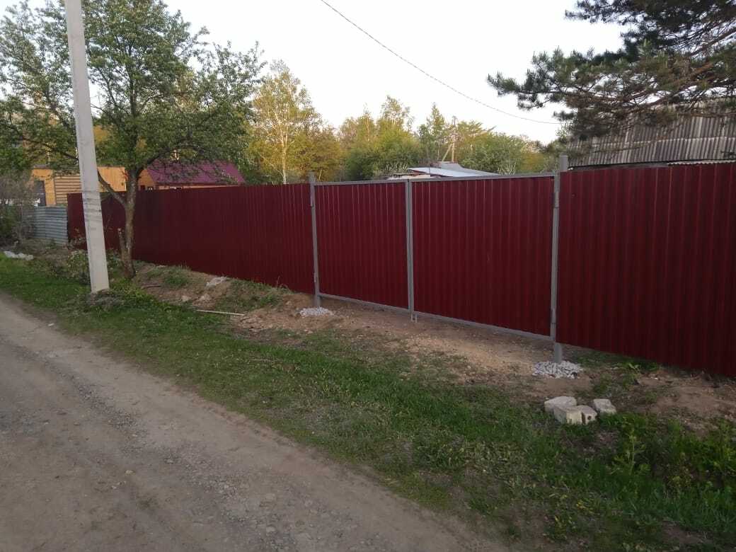 Купить забор в хабаровске. Профлист Хабаровск. Забор в Хабаровске под ключ недорогой. Профлист в Хабаровске как обманывают.