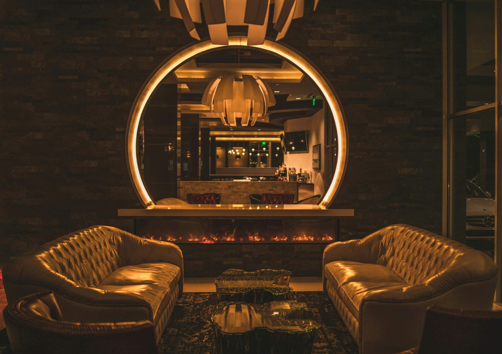 Lounge — фоновое звучание и зонирование