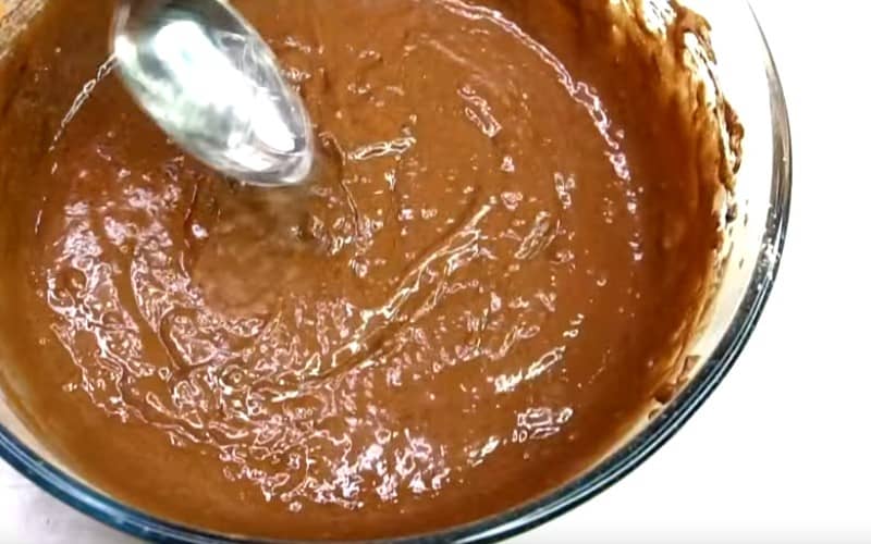 Приготовление «Сумасшедшего пирога» в домашних условиях: шаг 3