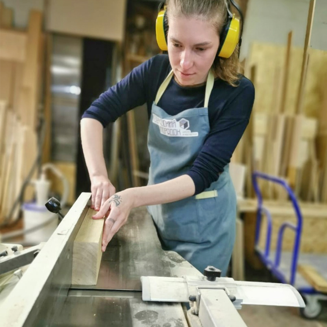 Индивидуальные занятия по столярному делу