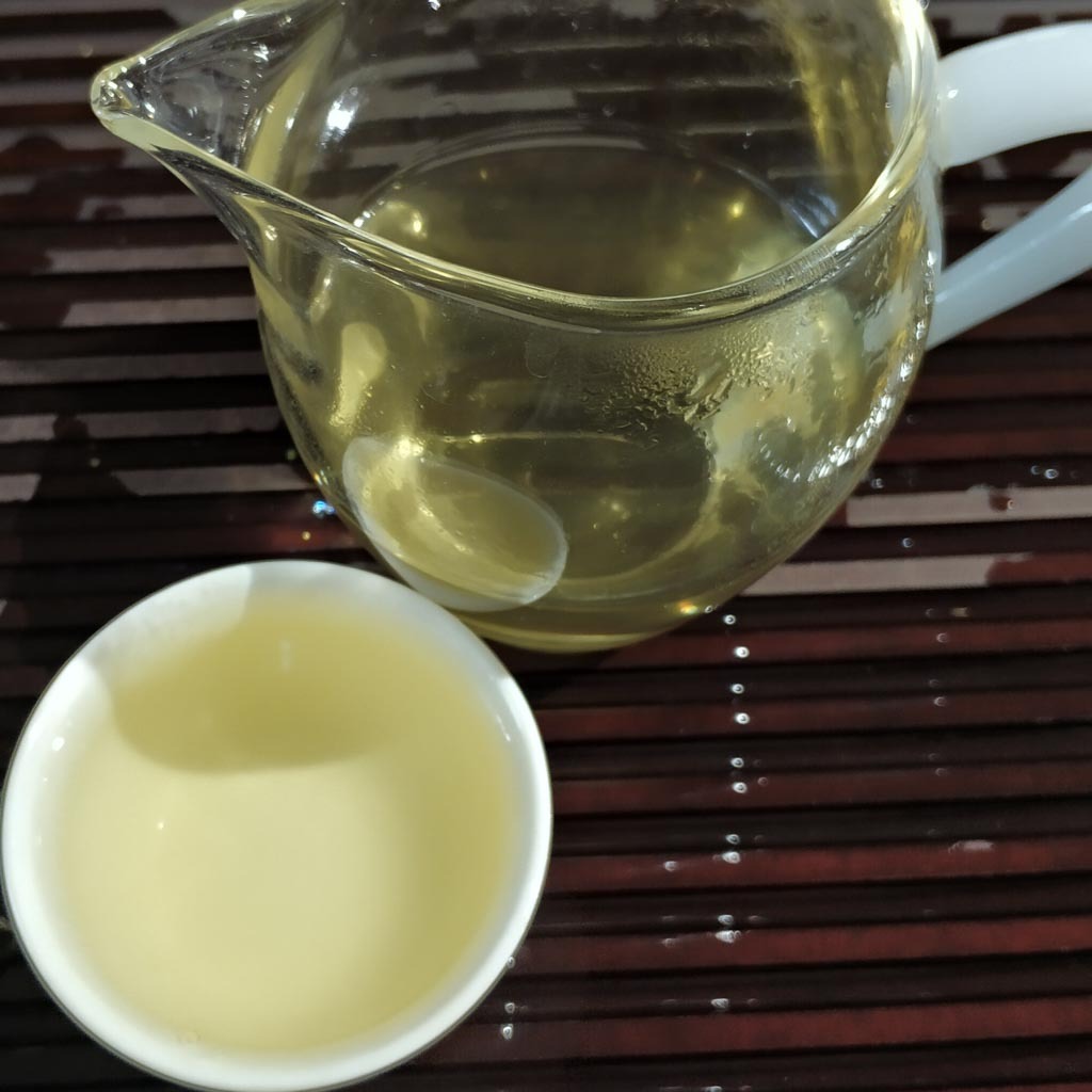 Yunnan Green Tea Dry Leaves