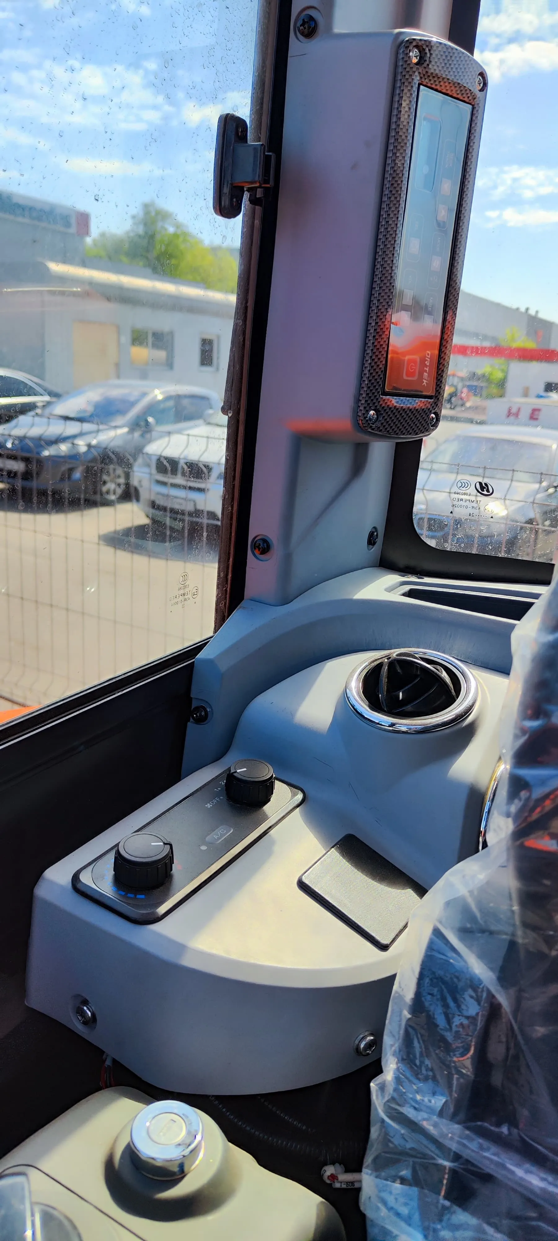 Гусеничный экскаватор LONKING CDM 6035