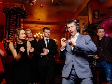 Заказать корпоратив для руководителей банковского учреждения