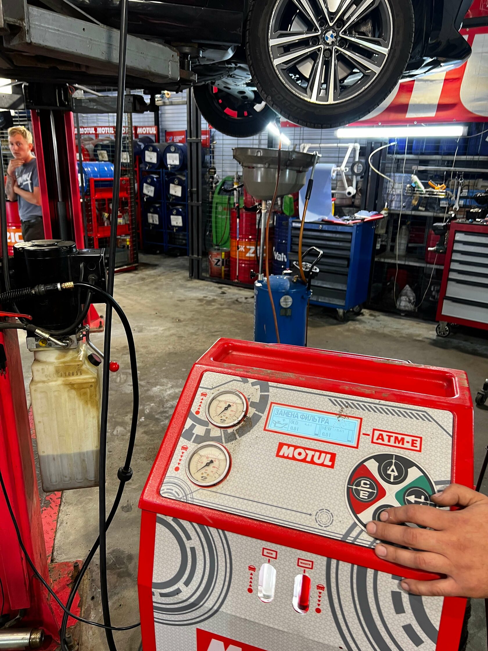 Процесс заправки масла в 7DCT300