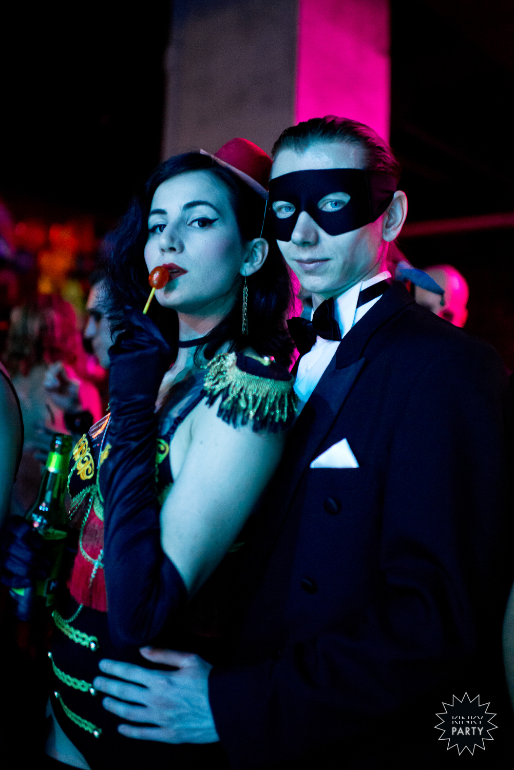 кинки пати нижний