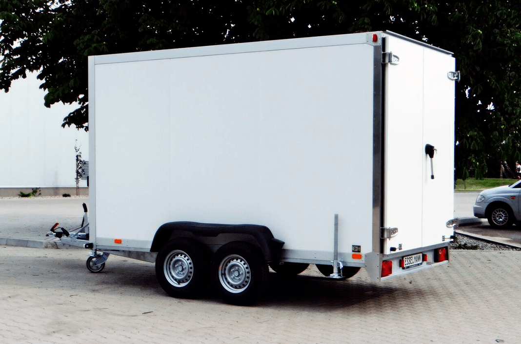 прицеп рефрижератор Добрыня с зади