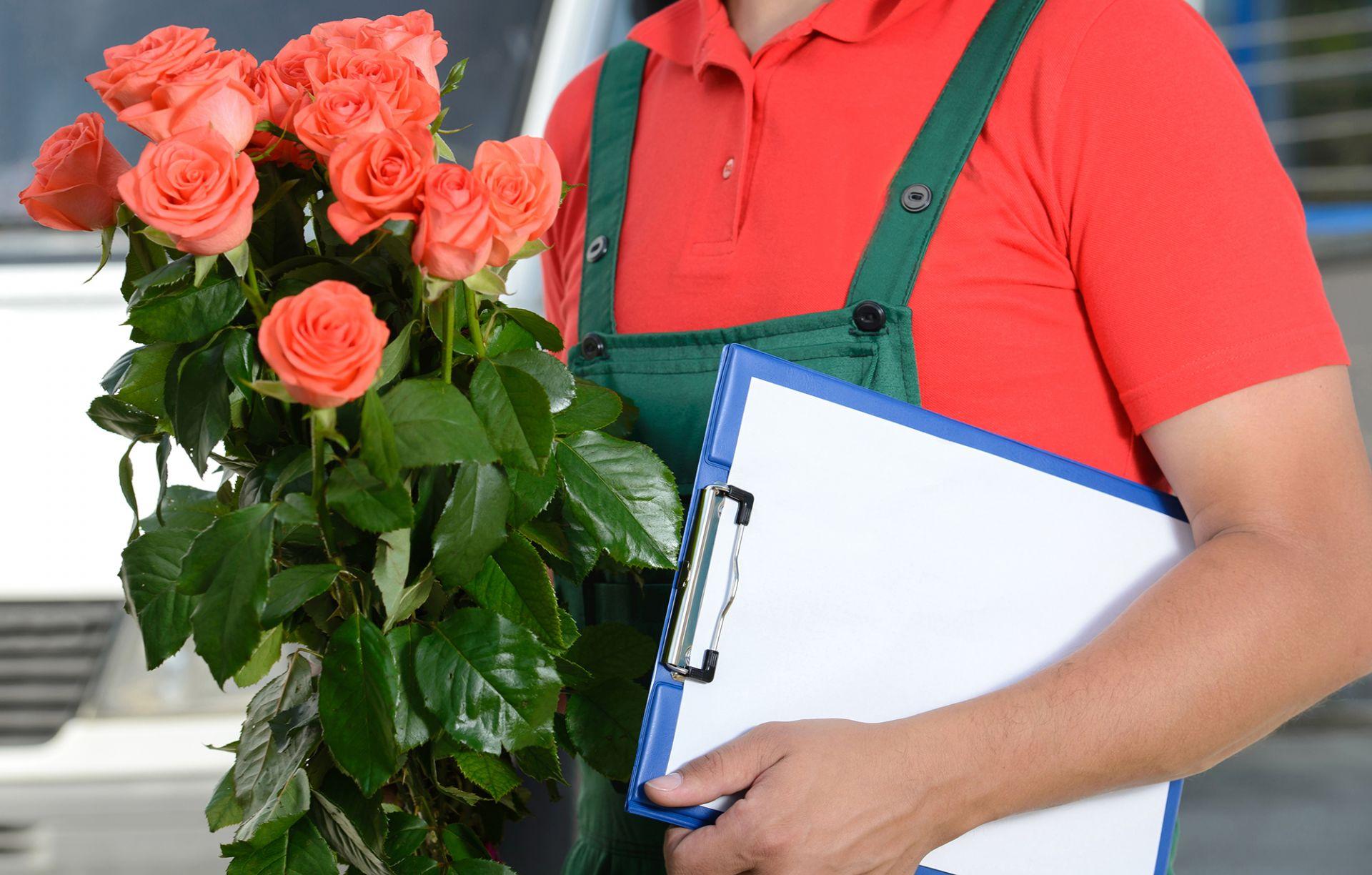 Агрегаторы - это интернет-ресурсы, на которых продают цветы. Зарегистрироваться на таком сайте может любой цветочный магазин.