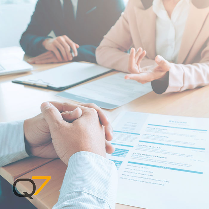 вакансии компании