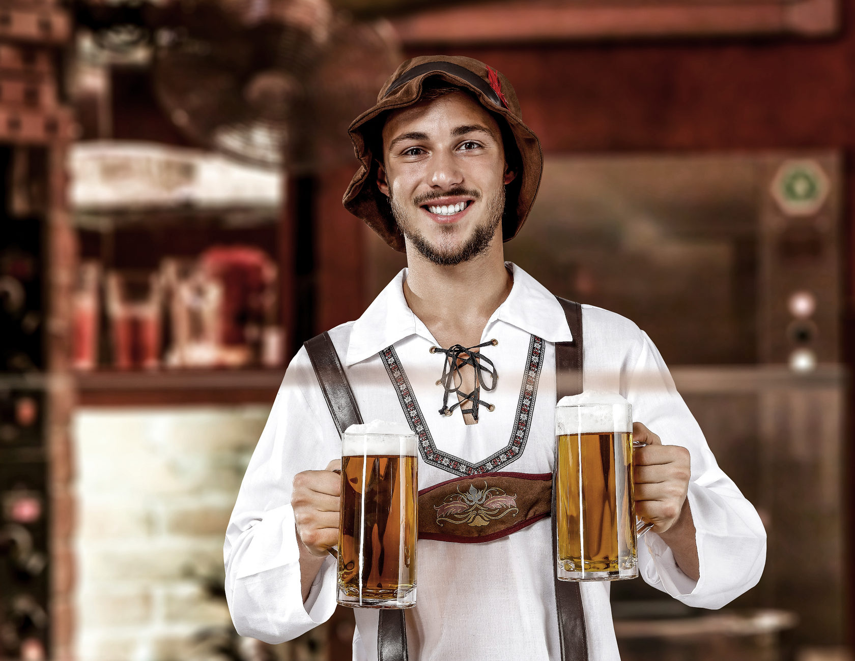 Пивовары николаев. Баварский Пивовар. Пивной мужчина. Мужчина с пивом.