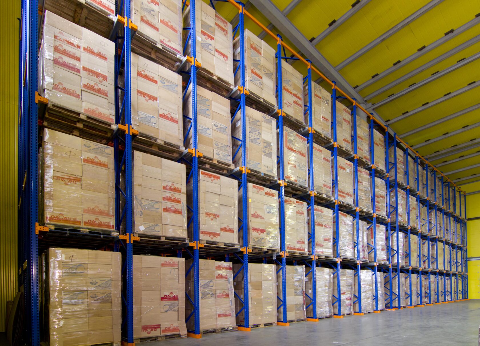 Набивные глубинные стеллажи для склада. Работаем по всей России