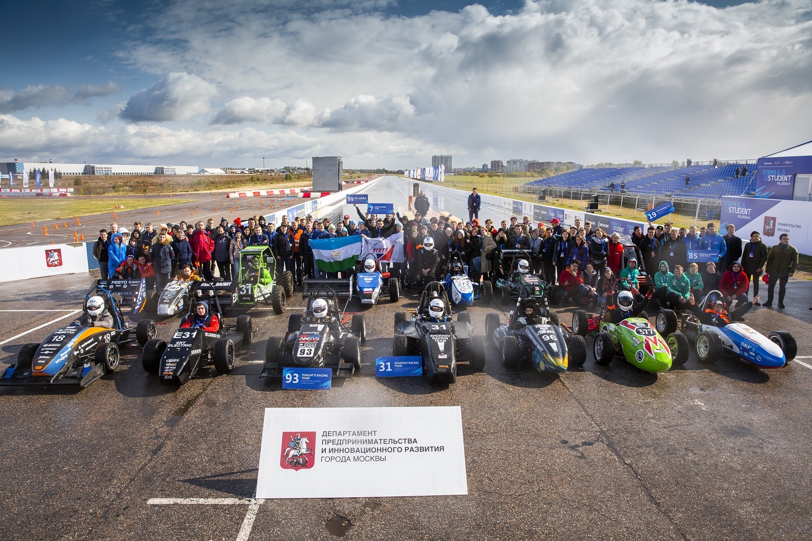 Қалыңдықпен топтық секс порно