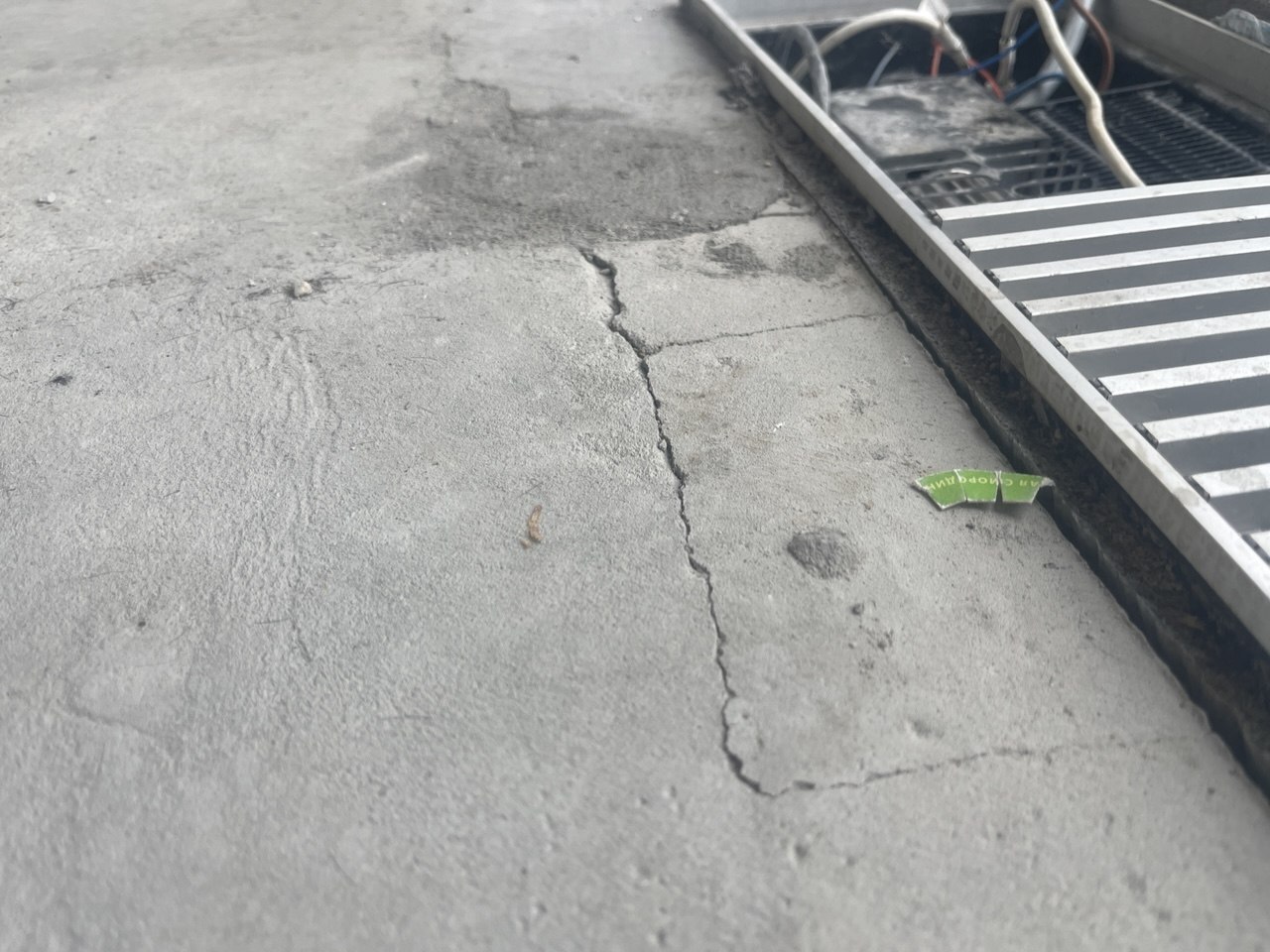 Трещины стяжки пола