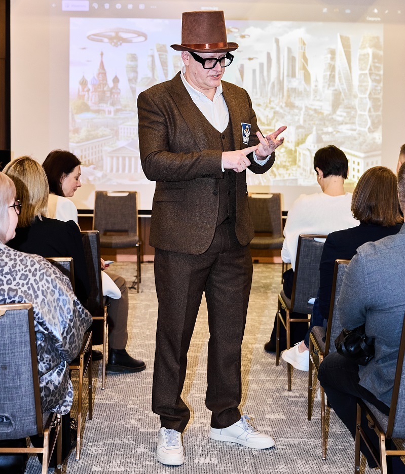 Роман Шалимов — модератор воркшопа