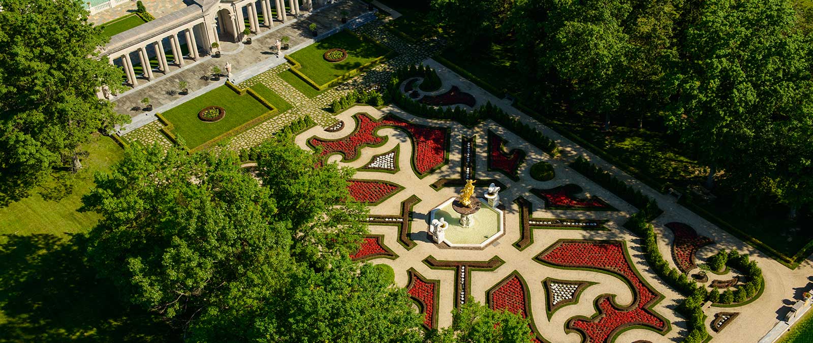 Поместье дюпонов