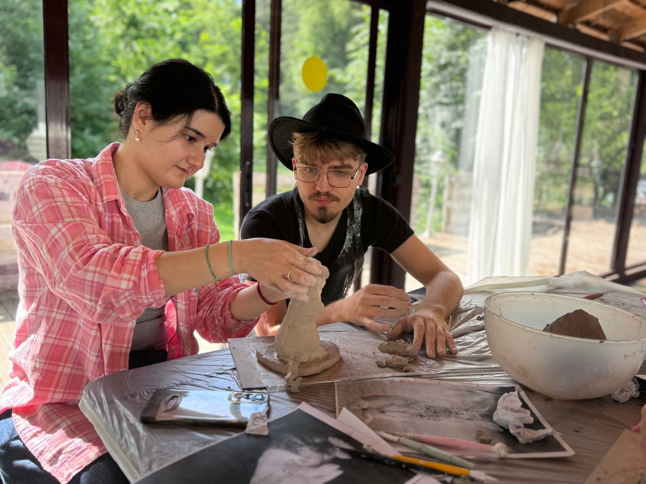 Занятие рисунком для взрослых