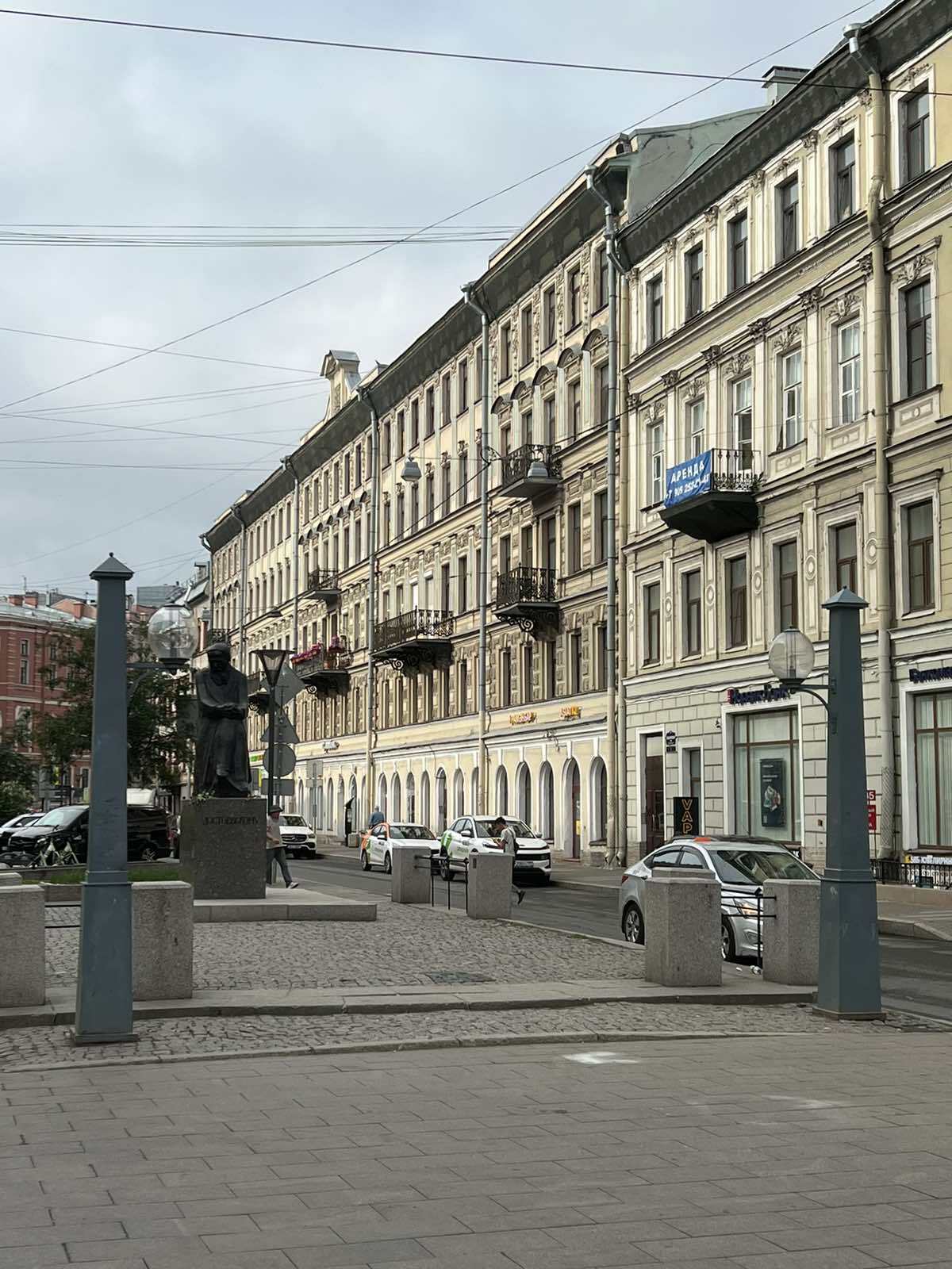 Памятник Ф.М. Достоевскому, Россия, Санкт-Петербург, Большая Московская ул., 2