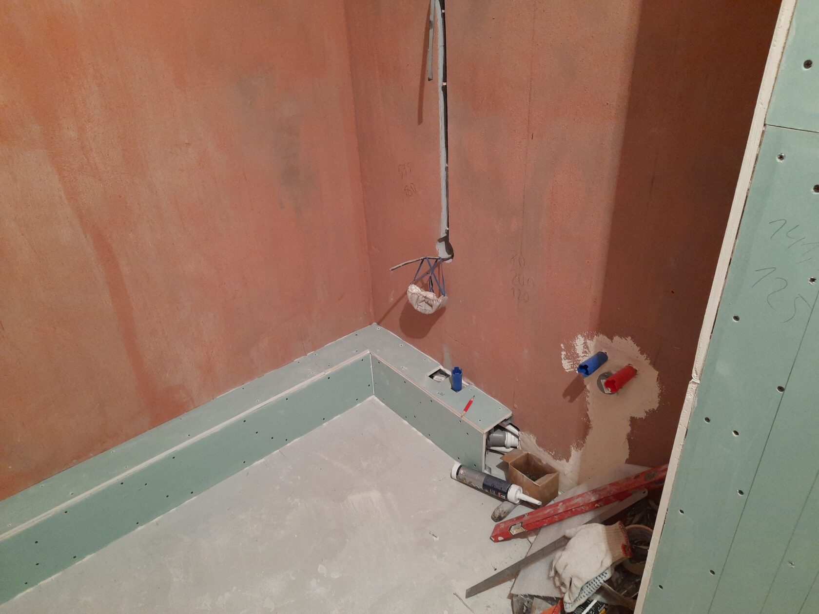 Ремонт санузла в жилом комплексе - фото 2